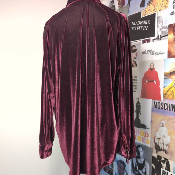 Red Velvet Gothic Top - Picture 5 of 7